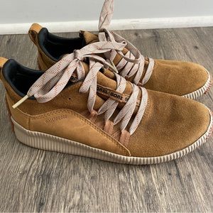 Sorel, size 7